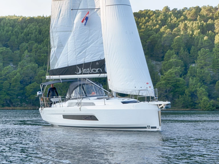 Wynajem Żaglowiec Dufour z patentem 