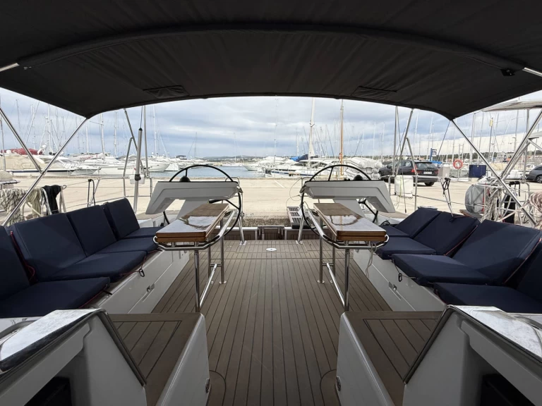 Wynajmij Hanse Hanse 460 w Biograd na Moru