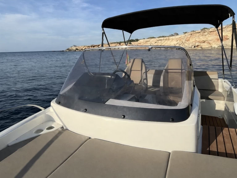 Wynajem w Hiszpania- Quicksilver Activ 605 Sundeck na SamBoat