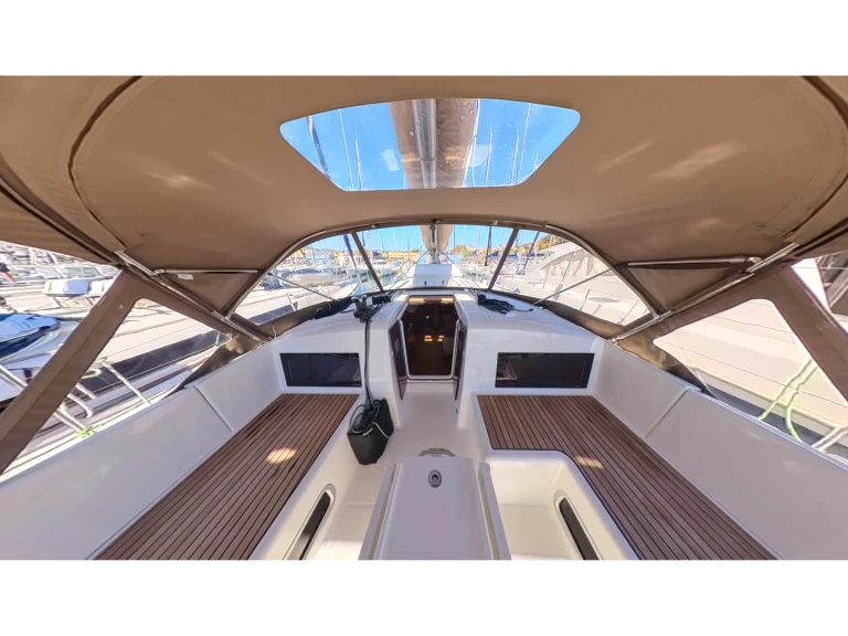 Wynajem łodzi Jeanneau Sun Odyssey 490 w Santa Cruz de Tenerife na SamBoat 