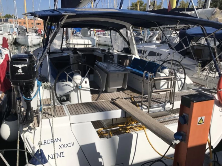 Wynajem łodzi Palma de Mallorca tanio Oceanis 45