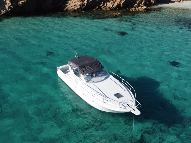 Wynajem łodzi Monchi craft Sedan  w Palau na SamBoat 