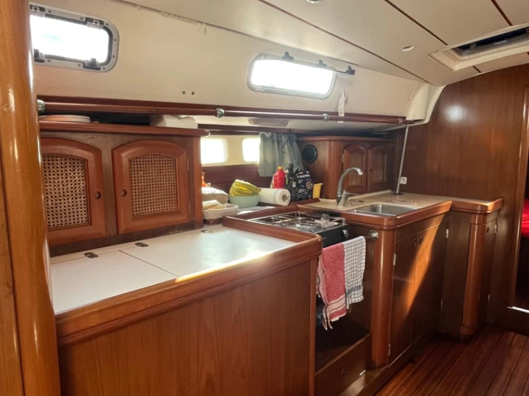 Wynajem Żaglowiec sailboat z patentem 