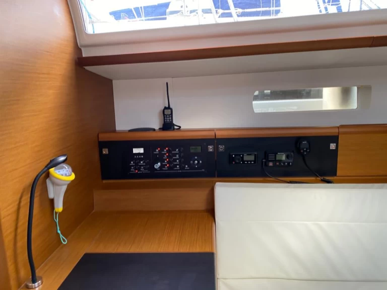 Wynajem łodzi Jeanneau Sun Odyssey 519 w Palma de Mallorca na SamBoat 
