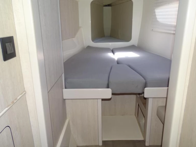 Wynajem łodzi Cienfuegos tanio Leopard 44