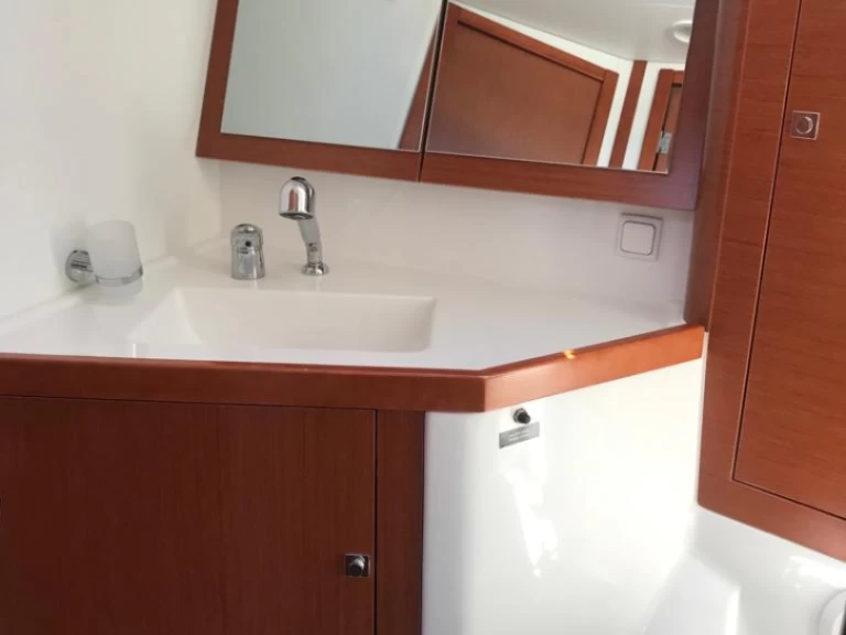 Wynajmij Bénéteau Oceanis 45 w Palma de Mallorca