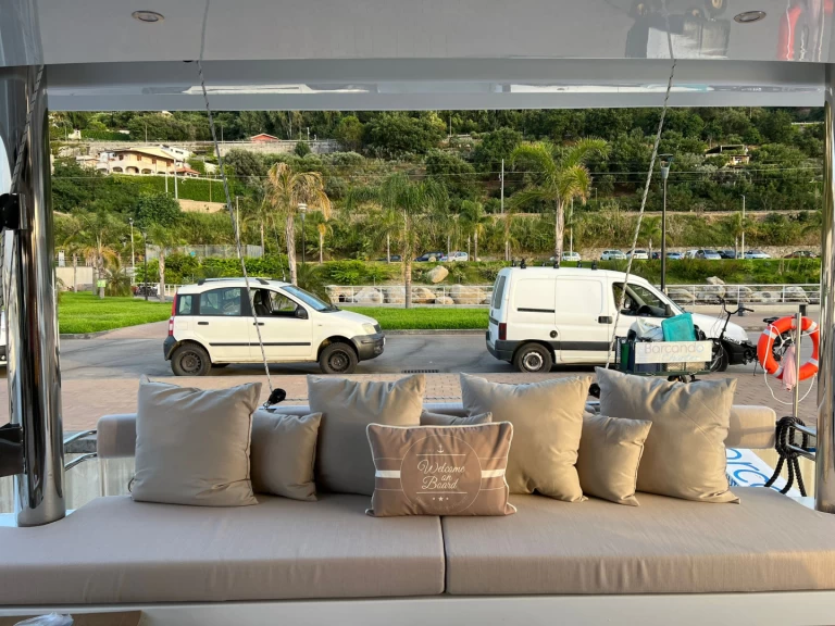 Wynajmij Bali Bali 5.4 w Olbia