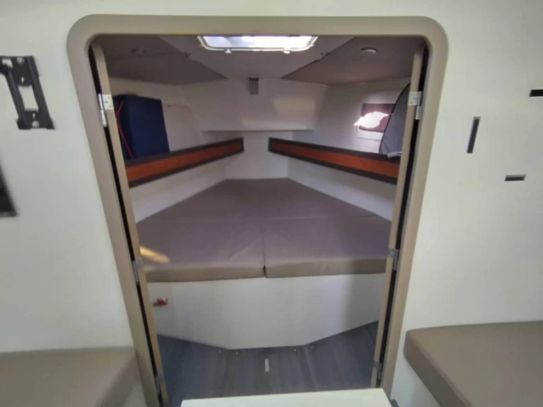 Żaglowiec do wynajmu w Saint-Quay-Portrieux w najlepszej cenie