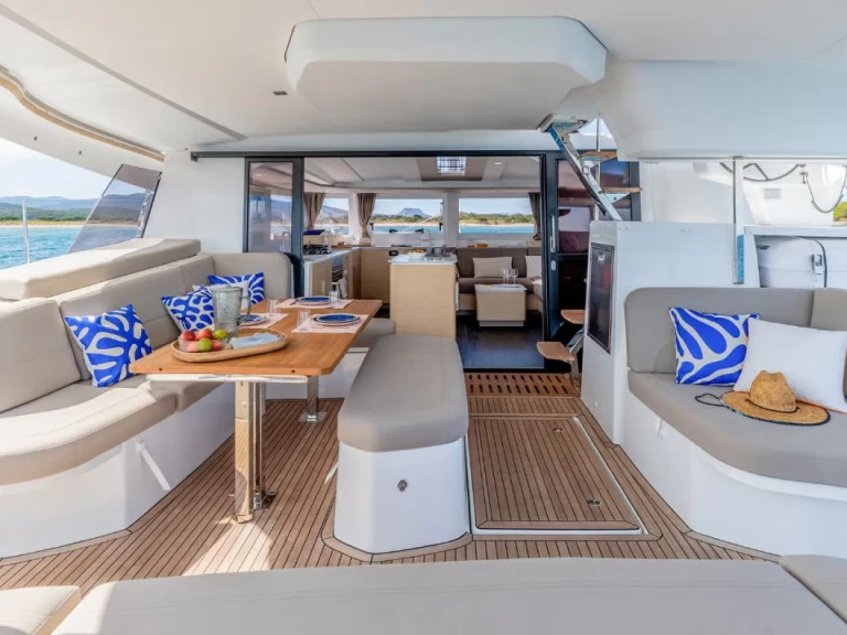 Wynajem łodzi Donji Seget tanio Fountaine Pajot FP 44 Quatuor - 4 + 1 cab.