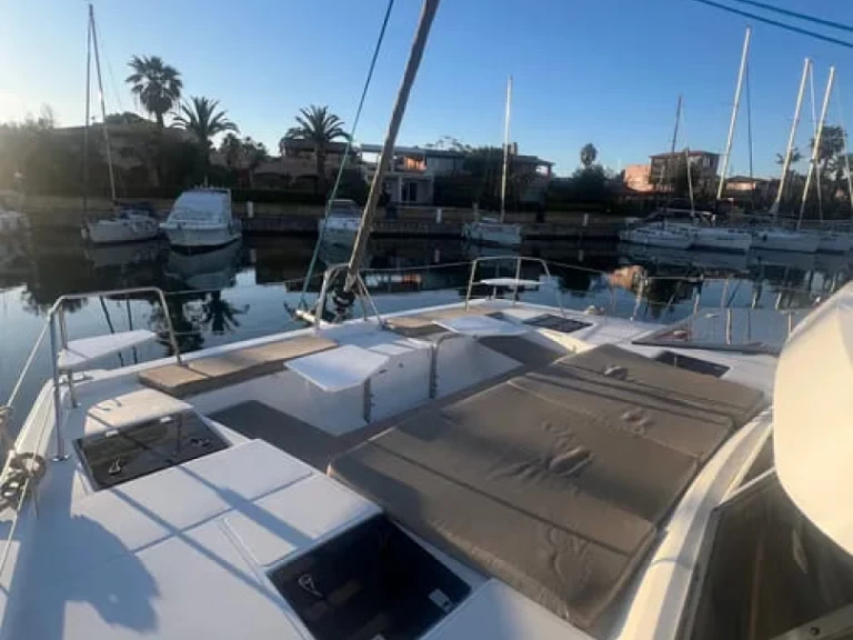 Wynajmij Katamaran z lub bez skippera Bali w Palermo