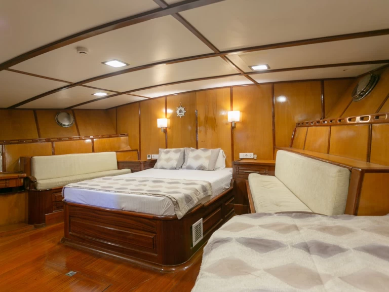 Wynajem Żaglowiec w Bodrum -  Gulet 35m / 115ft