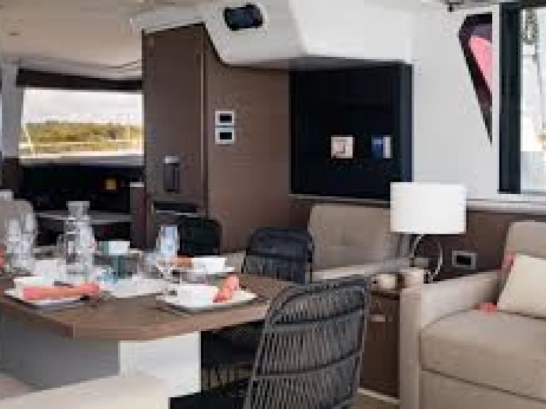 Wynajem Katamaran w Ajaccio - BALI 4.2 VI (4D/2C/2P) BALI 4.2 VI