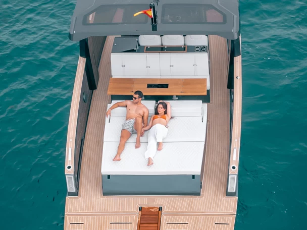 Wynajem łodzi Cavalaire-sur-Mer tanio T40