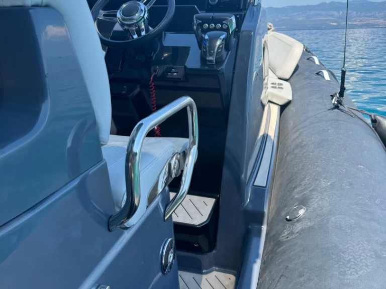 Zodiac Medline 9 między profesjonalistami a osobami prywatnymi w Opatija