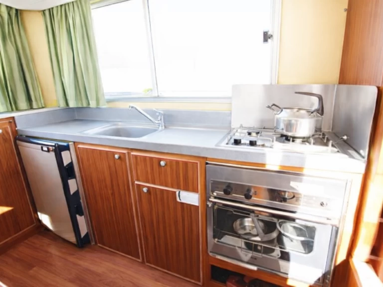 Wynajem Barka w Saint-Jean-de-Losne - Locaboat Locaboat 935