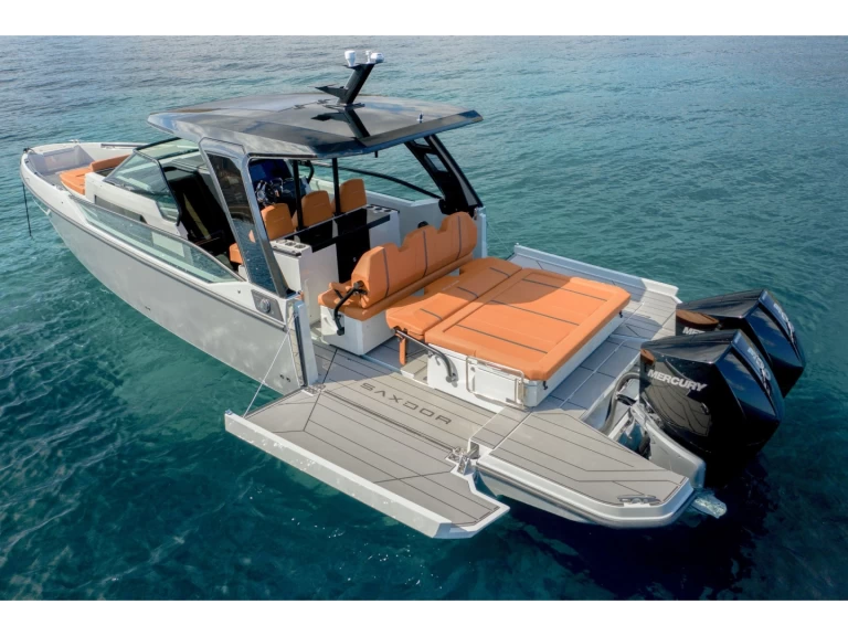 Motorówka do wynajmu w Ibiza Town w najlepszej cenie