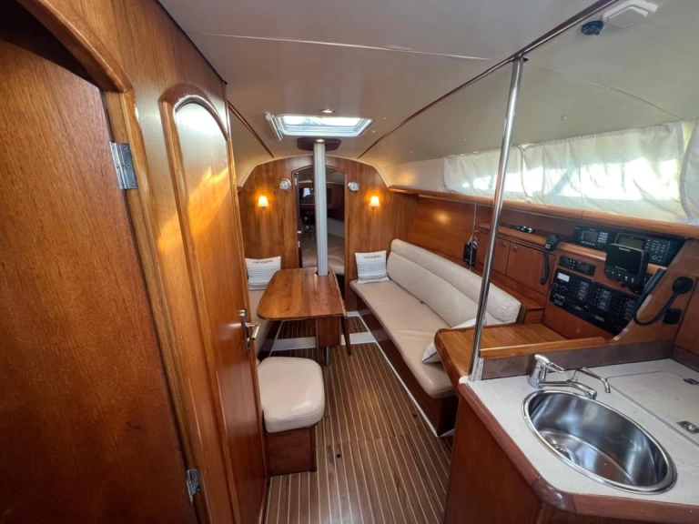 Wynajmij Żaglowiec z lub bez skippera Jeanneau w Santa-Maria-Poggio