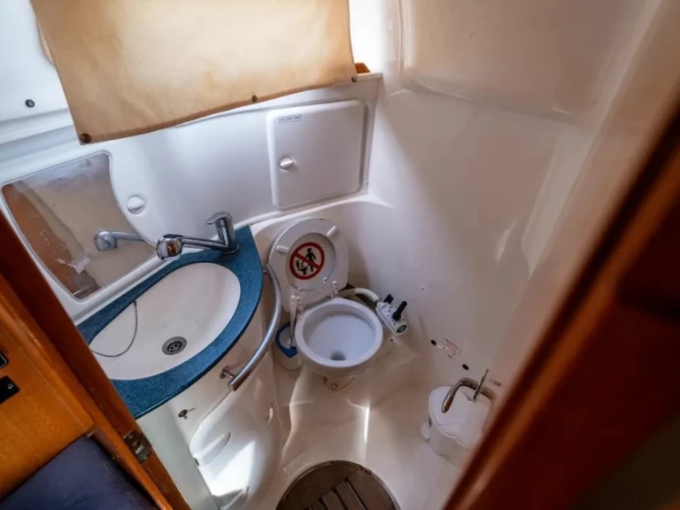 Wynajmij Bavaria Bavaria 30 Cruiser w Palairos