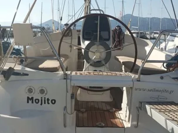 Wynajem Żaglowiec Bavaria z patentem 