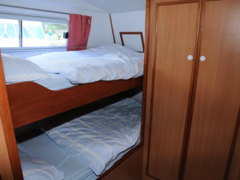 Wynajem łodzi  Tarpon 37 N w Lübz na SamBoat 