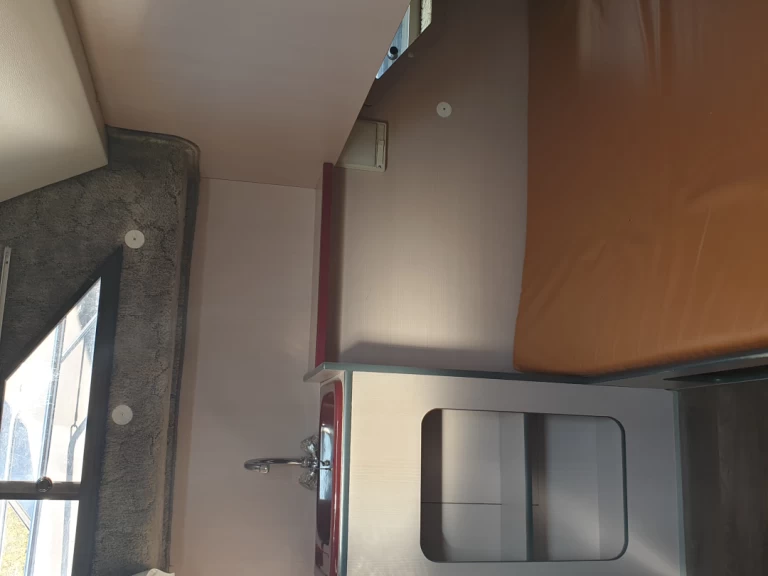 Nicols Yacht Nicols Sedan 1160 między profesjonalistami a osobami prywatnymi w Lübz