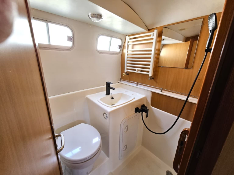 Wynajem Motorówka w Lübz -  Tarpon 37 DP