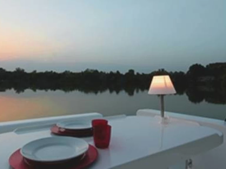 Wynajem Motorówka w Precenicco - Le Boat Minuetto