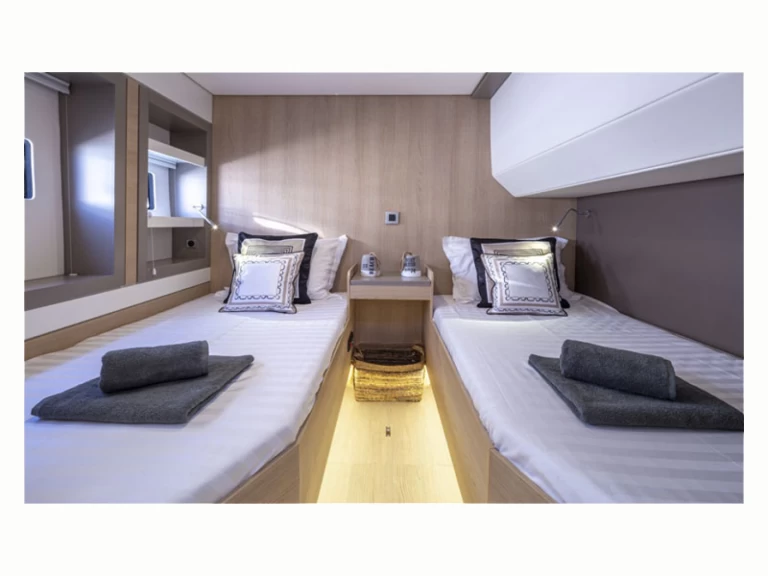 Wynajmij Bali Bali 5.4 w Alimos