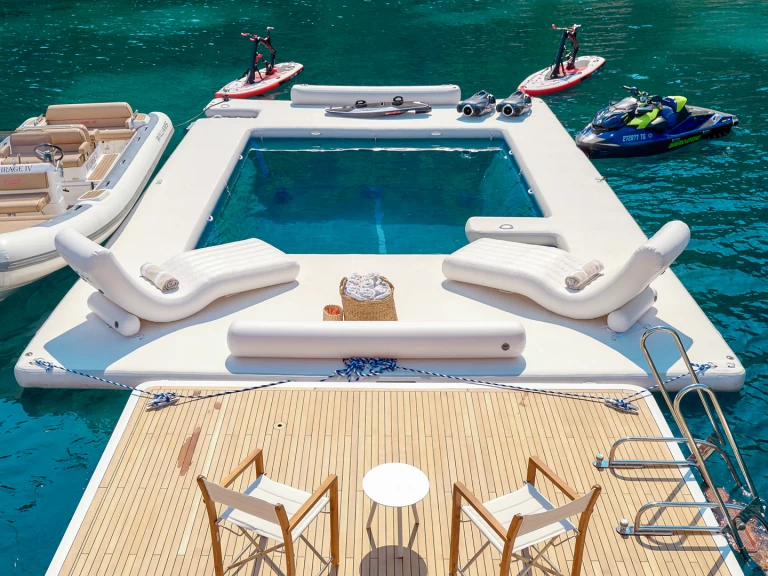 Wynajem Luksusowy jacht Princess z patentem 