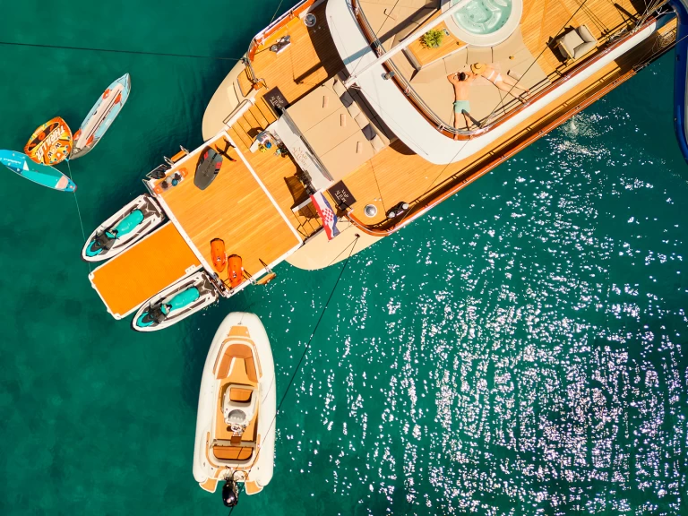 Żaglowiec do wynajmu w Split w najlepszej cenie