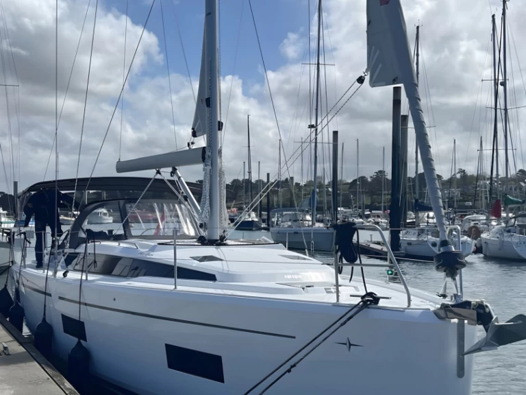 Wynajem łodzi Bavaria Bavaria C42 w Palma de Mallorca na SamBoat 