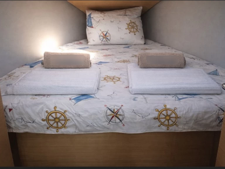 Wynajem Żaglowiec Dufour z patentem 