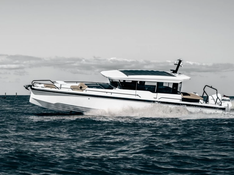 Wynajem łodzi La Trinité-sur-Mer tanio Axopar 37 XC Cross Cabin