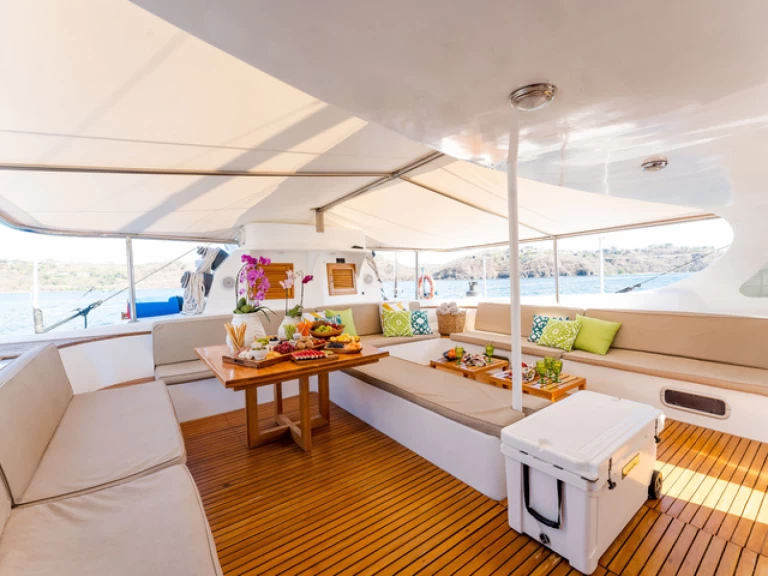 Wynajem Katamaran Aqua Catamaran z patentem 