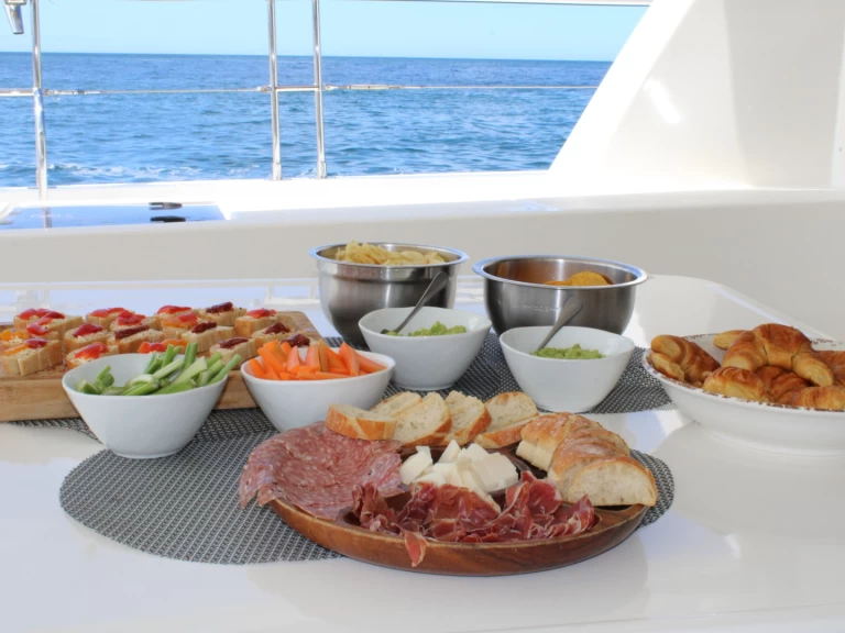 Power Cat   Power Cat 51 FT między profesjonalistami a osobami prywatnymi w Bahía Tamarindo