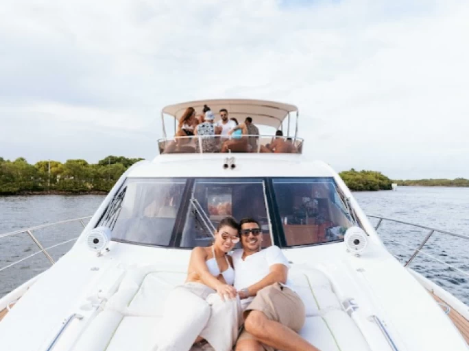 Wynajmij Sunseeker Manhattan 70 w Miami Beach