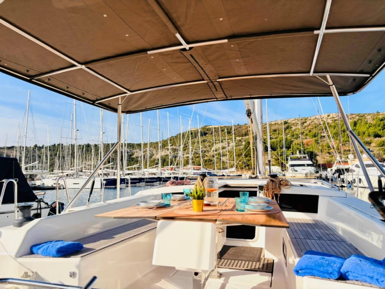 Wynajmij Dufour Dufour 530 w Primosten