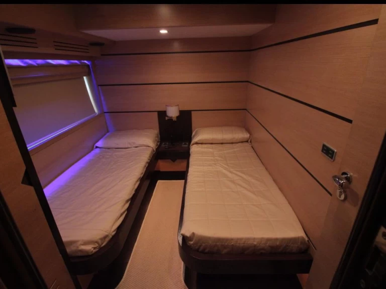 Wynajem łodzi Leopard Leopard 23 w Gardens Yacht Marina na SamBoat 