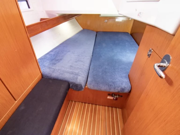 Wynajem łodzi Bavaria Bavaria 40 w Nikiána na SamBoat 