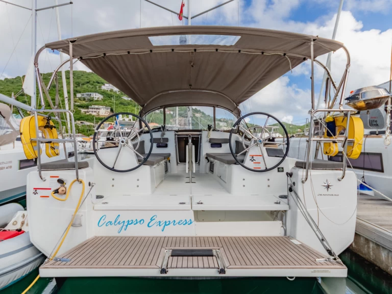 Wynajmij Żaglowiec z lub bez skippera Jeanneau w Road Town