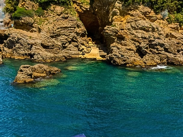 Wynajem Motorówka Boston Whaler z patentem 