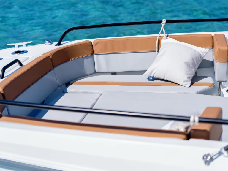 Wynajmij Motorówka z lub bez skippera Bénéteau w Mahon