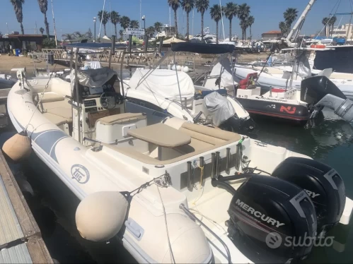 Wynajem Łódż półsztywna TECNO z patentem 