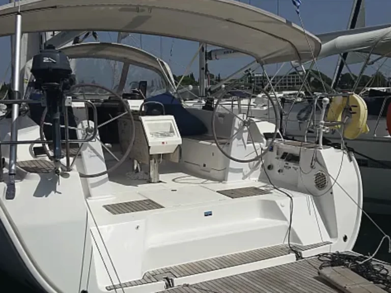 Żaglowiec do wynajmu w Sámi w najlepszej cenie