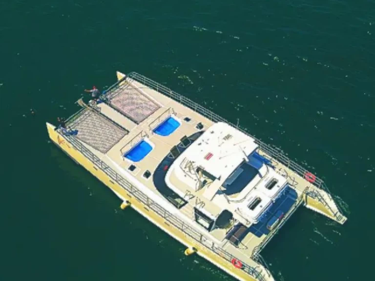 Wynajmij Twin Cat Twin Cat 73FT w Puntarenas