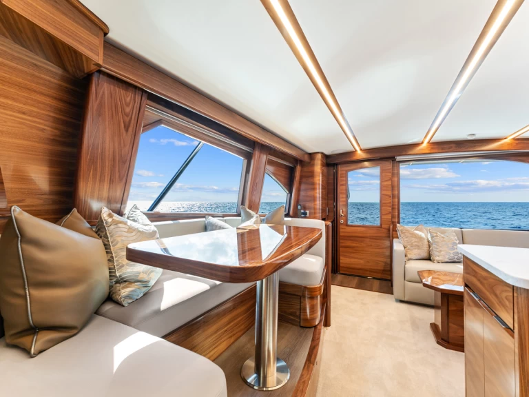 Wynajmij Viking Viking 50 w Marina Papagayo