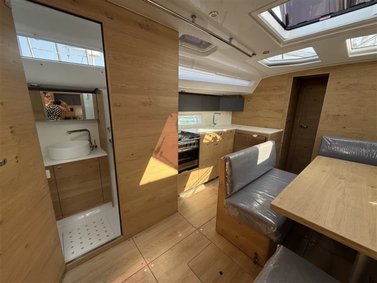 Wynajem w Pula- Elan Impression 45 na SamBoat