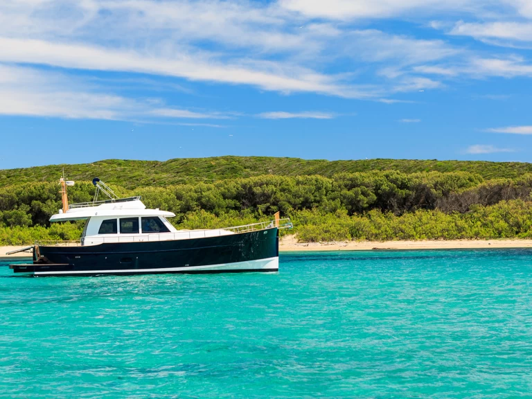 Wynajem Luksusowy jacht w Mahon - sasga yacht 55fb