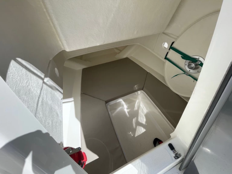 Wynajmij Quicksilver Quicksilver 675 Activ Open w Cavalaire-sur-Mer