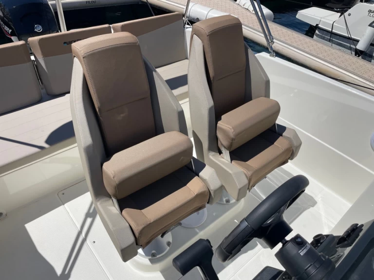 Wynajem Motorówka w Cavalaire-sur-Mer - Quicksilver Quicksilver 675 Activ Open